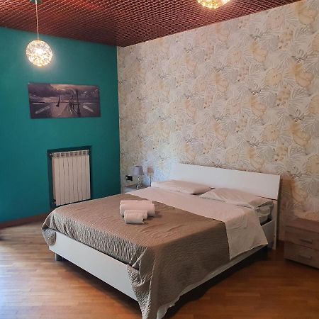 カゼルタ B B Desy Bed & Breakfast エクステリア 写真