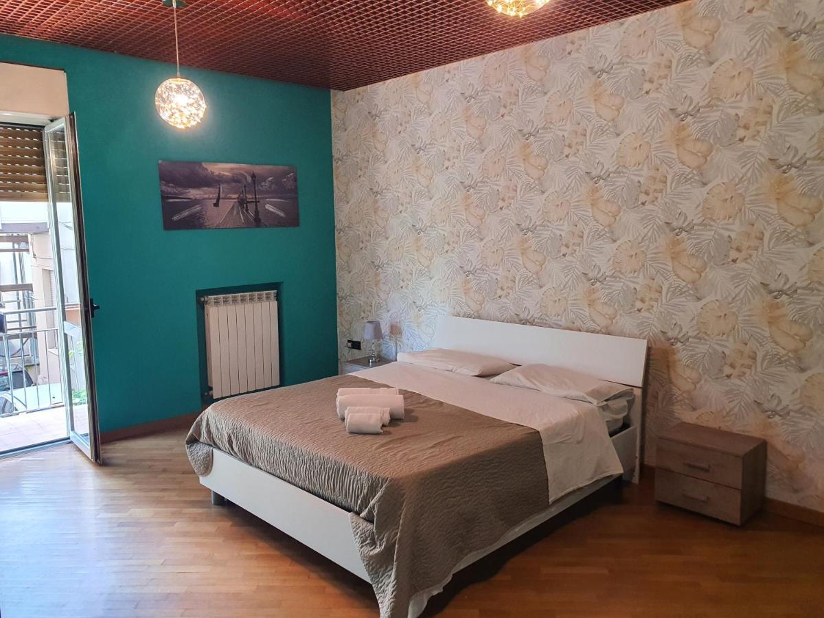 カゼルタ B B Desy Bed & Breakfast エクステリア 写真