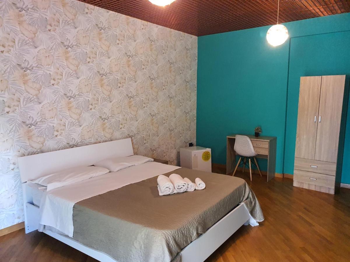 カゼルタ B B Desy Bed & Breakfast エクステリア 写真