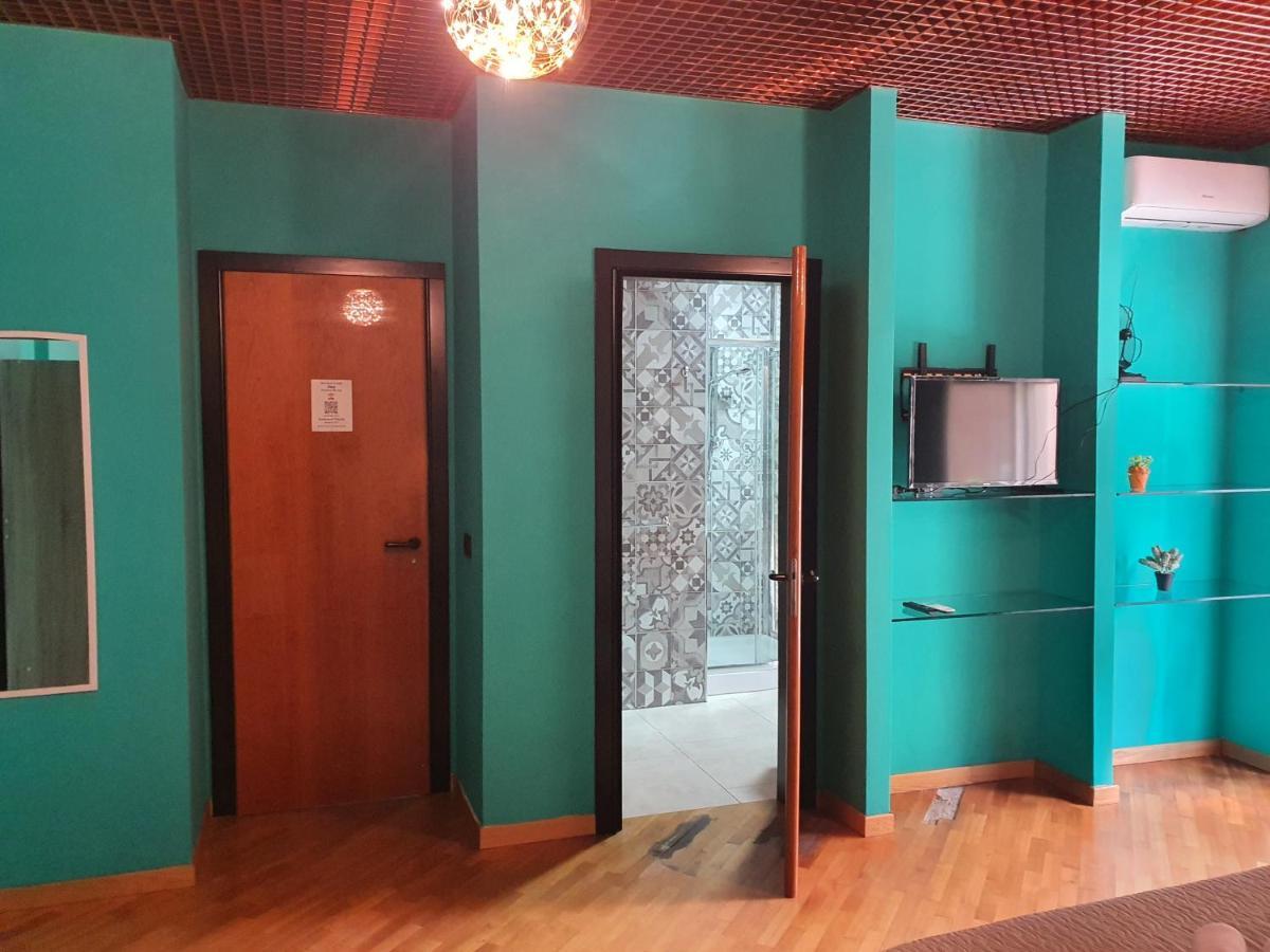 カゼルタ B B Desy Bed & Breakfast エクステリア 写真